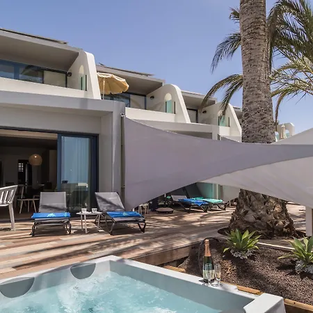 شقة Garden & Sea Boutique By Livvo *