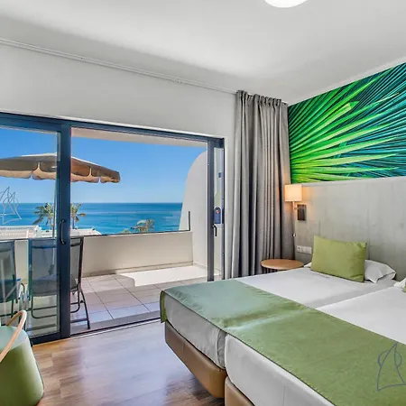 Garden & Sea Boutique By Livvo Apartmán